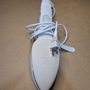 Nori White Electric Iron